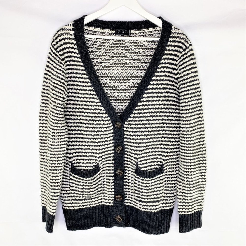 Pol Black & White Chunky-Knit Button Front Cardigan, Size Medium
